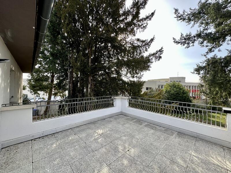 Appartement - 138 m² - 4 pièces