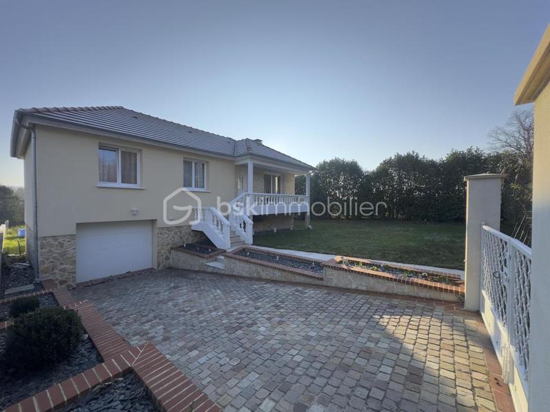 Maison - 140 m² - 6 pièces