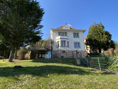 Maison - 145 m² - 5 pièces
