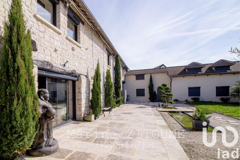 Maison - 533 m² - 20 pièces