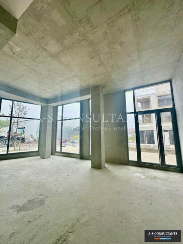 Local commercial - 92 m²