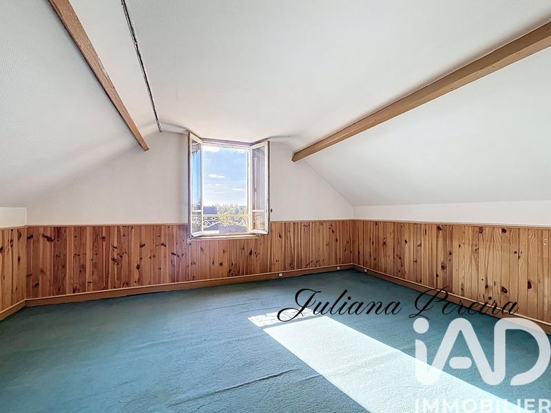 Maison - 248 m² - 11 pièces