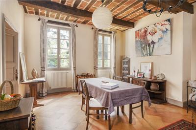 Maison - 318 m² - 7 pièces