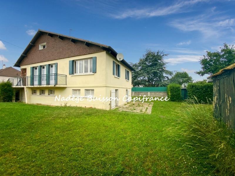 Maison - 121 m² - 4 pièces