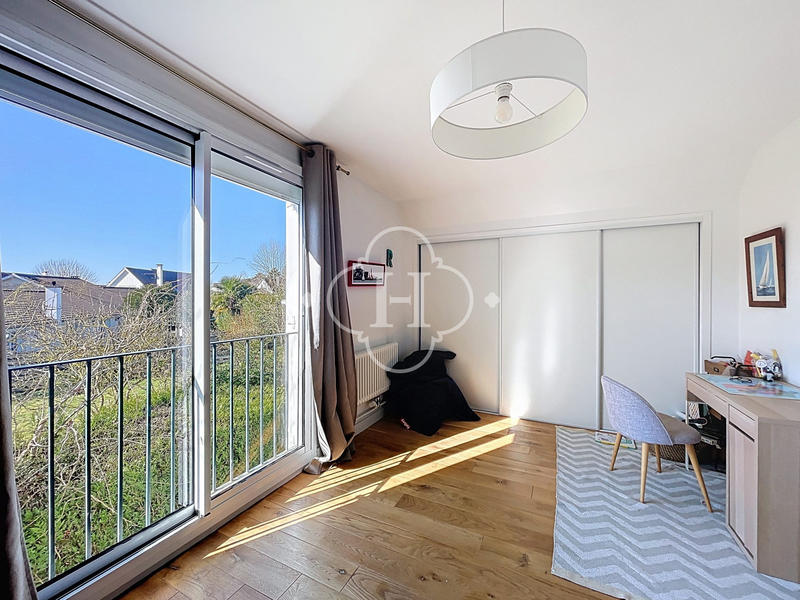 Maison - 190 m² - 7 pièces