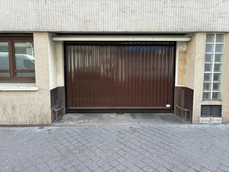 Parking / Garage - 12 m²
