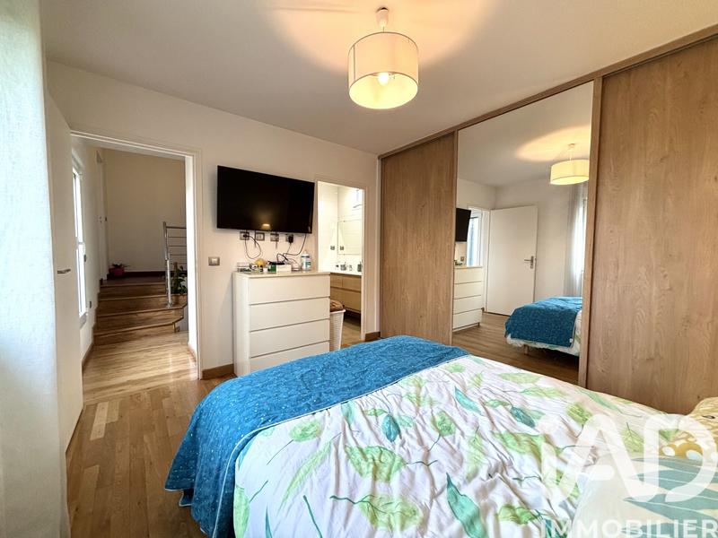 Maison - 127 m² - 5 pièces