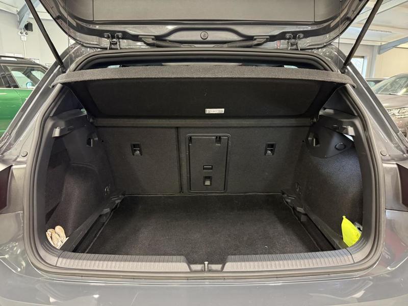 Volkswagen Golf VIII 2.0 Tdi Scr - 150 Bv Dsg7 Berline R-Line / Garantie 12 Mois