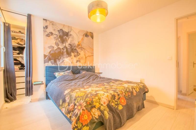 Maison - 88 m² - 6 pièces