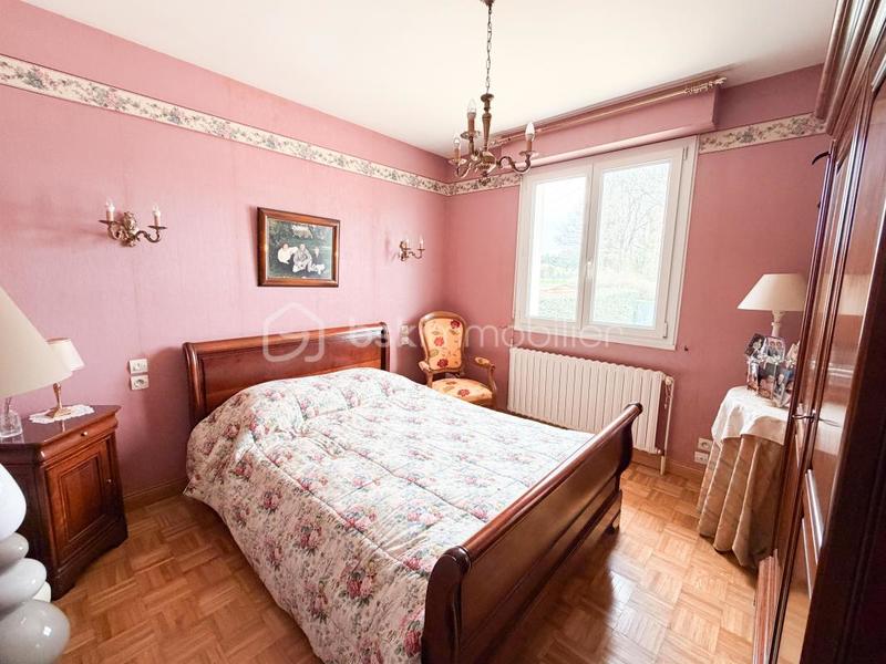 Maison - 138 m² - 7 pièces