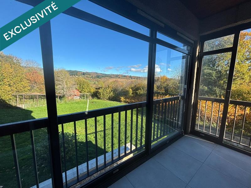 Maison - 222 m² - 8 pièces