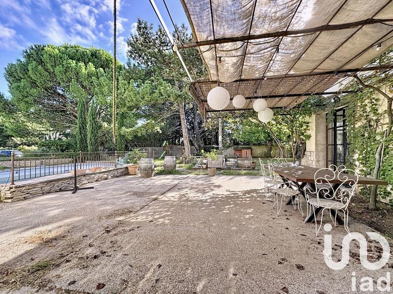 Maison - 269 m² - 8 pièces