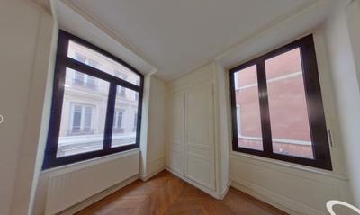 Appartement - 79 m² - 4 pièces