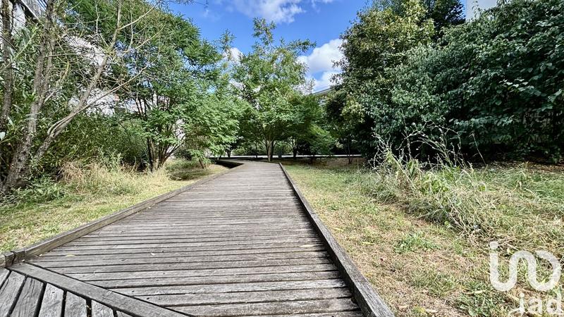 Studio - 25 m² - 1 pièce