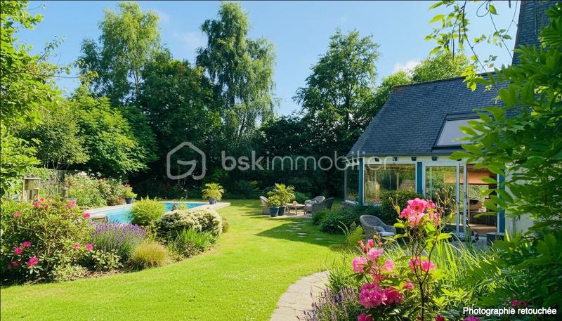 Propriété - 184 m² - 7 pièces