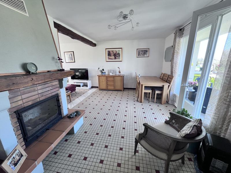 Maison traditionnelle - 112 m² - 6 pièces