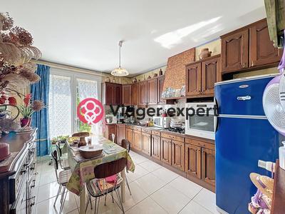 Viager - Maison - 192 m² - 10 pièces