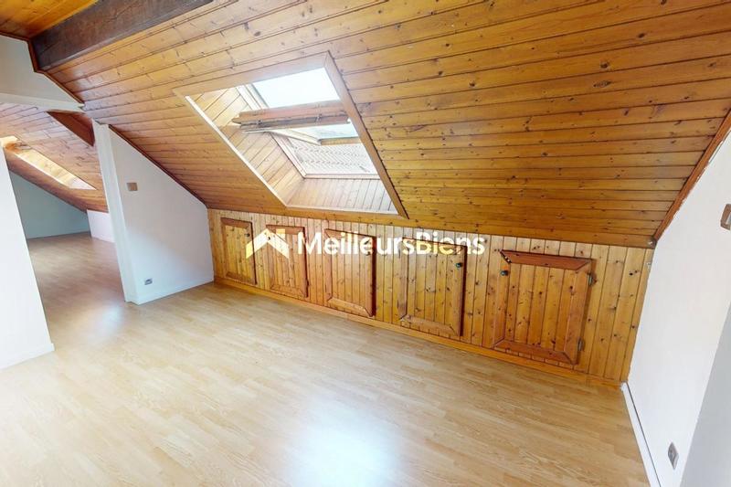 Appartement - 178 m² - 7 pièces