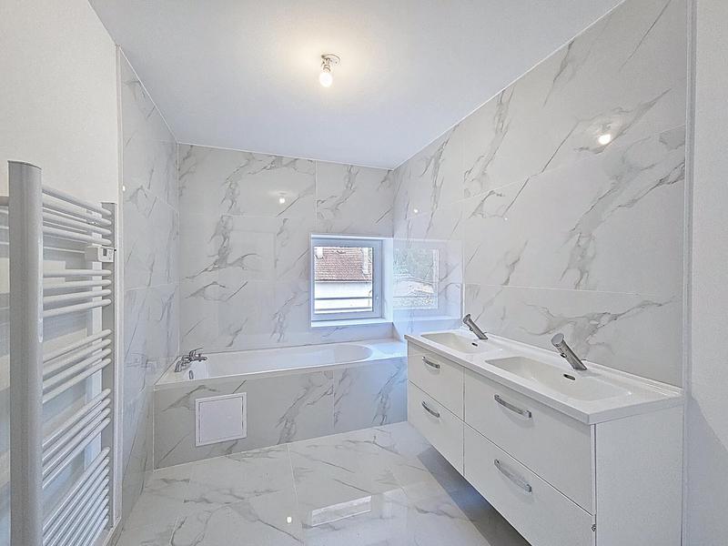 Appartement - 95 m² - 4 pièces