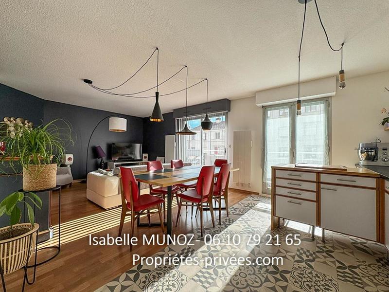 Appartement - 96 m² - 4 pièces