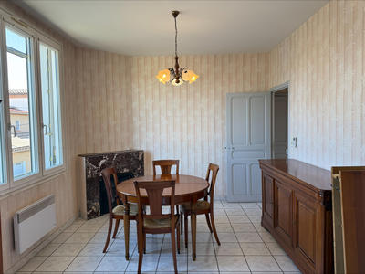 Appartement - 75 m² - 5 pièces