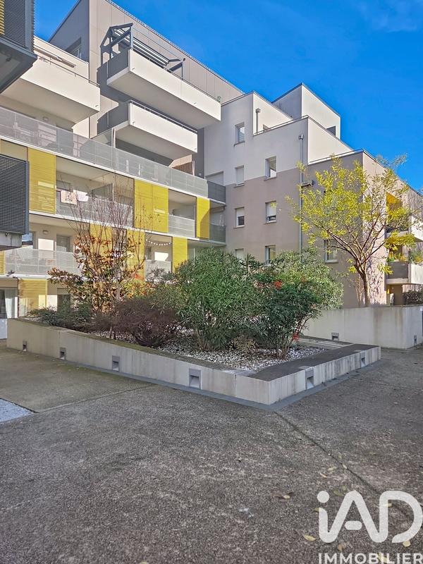 Appartement - 64 m² - 3 pièces