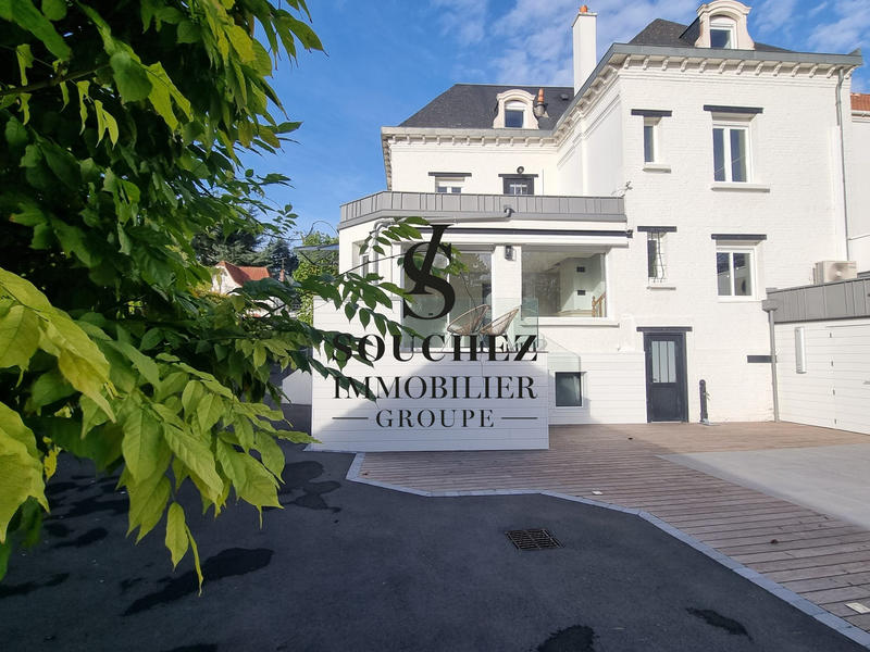 Maison - 170 m² - 8 pièces