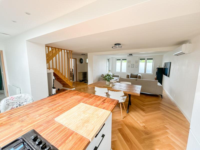 Maison - 120 m² - 5 pièces