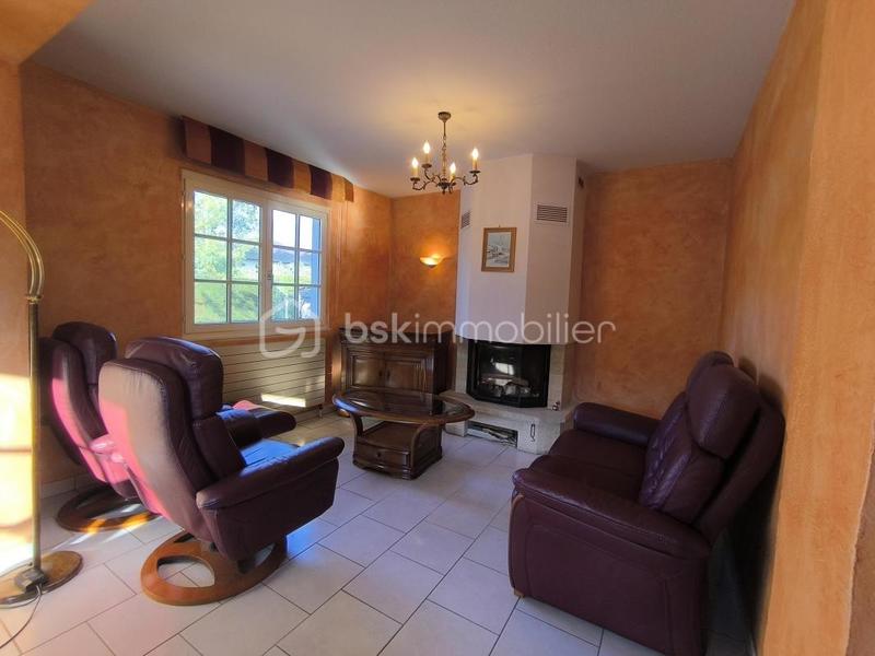 Maison traditionnelle - 110 m² - 5 pièces