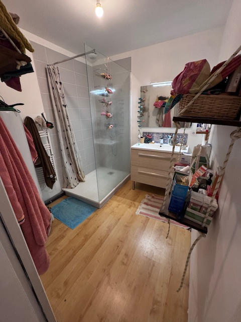 Propriété - 280 m² - 9 pièces