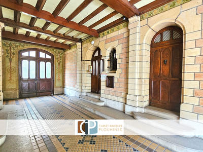 Appartement - 99 m² - 4 pièces