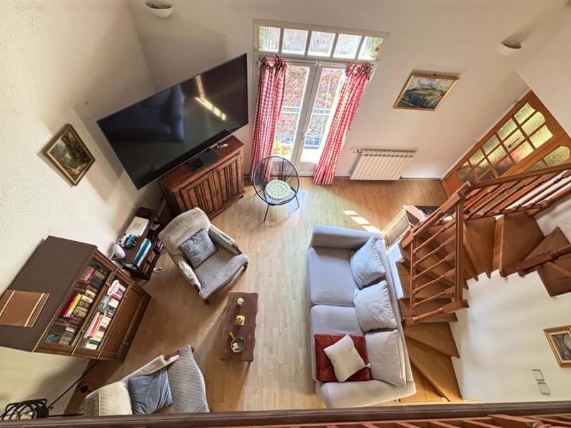 Appartement - 95 m² - 4 pièces