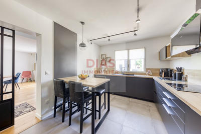 Maison - 157 m² - 1 pièce