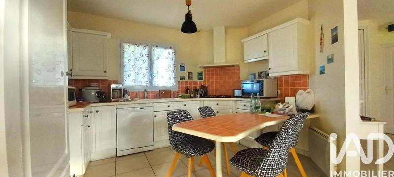 Maison - 90 m² - 5 pièces