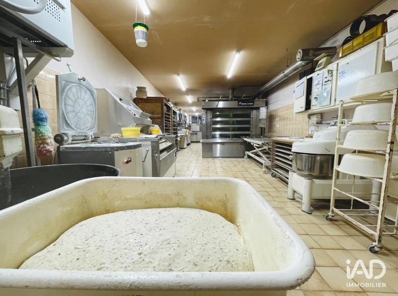 Local commercial - 174 m²