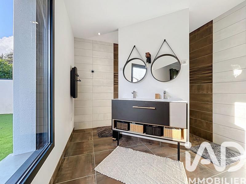 Maison - 162 m² - 6 pièces