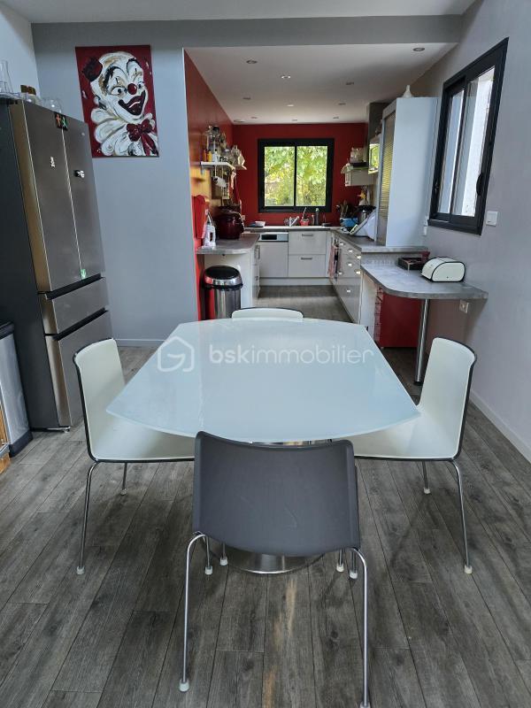 Maison ancienne - 360 m² - 5 pièces