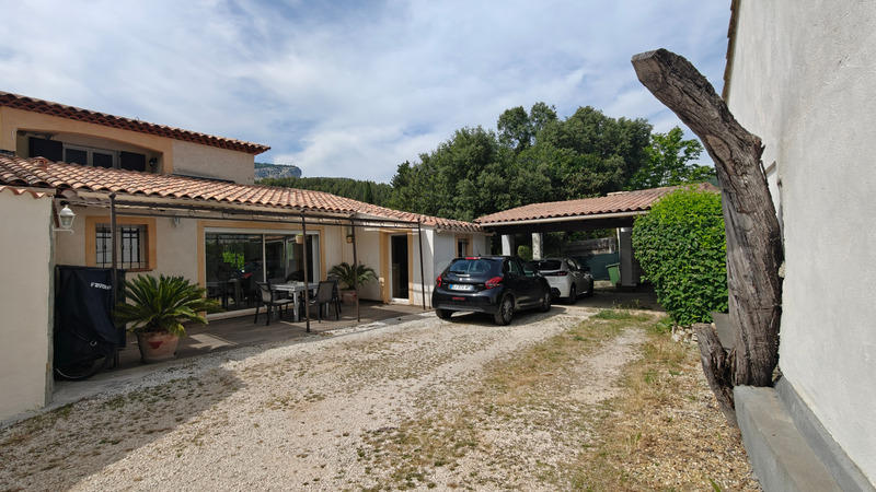 Maison - 88 m² - 3 pièces