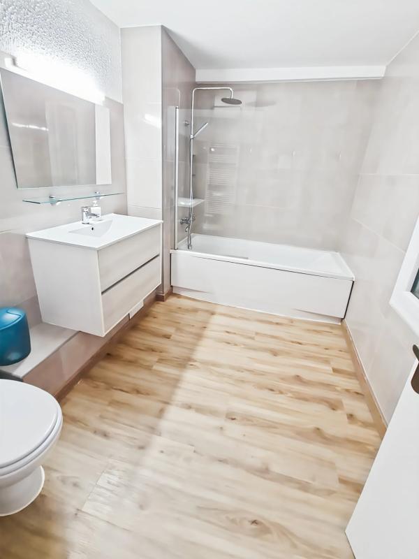 Duplex - 107 m² - 6 pièces