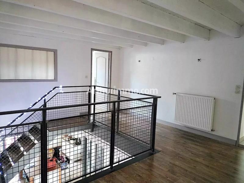 Appartement - 184 m² - 6 pièces