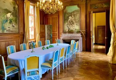 Manoir - 1 300 m² - 35 pièces