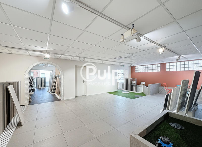 Immeuble - 220 m² - 6 pièces