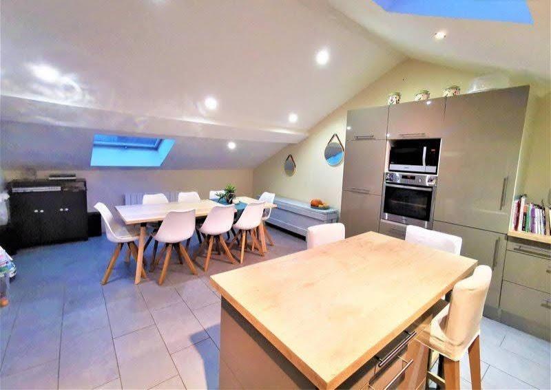 Appartement - 119 m² - 3 pièces