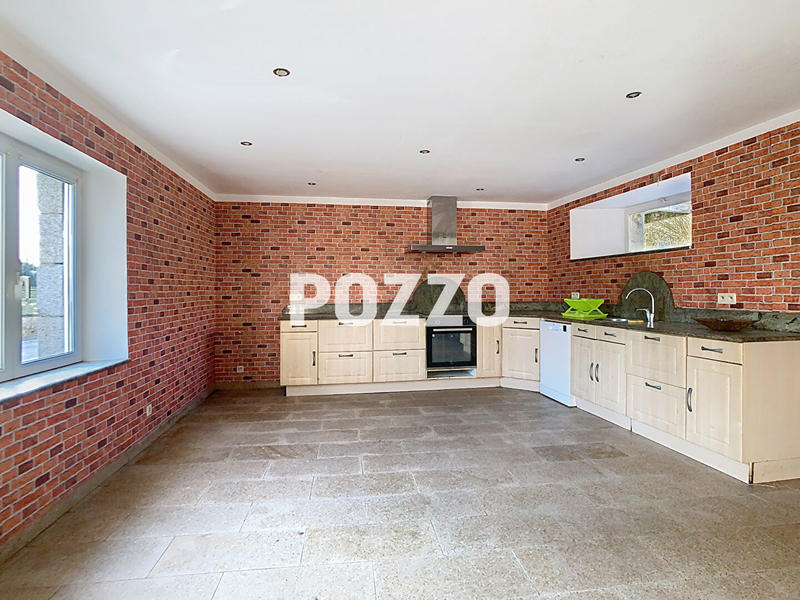 Maison - 185 m² - 6 pièces