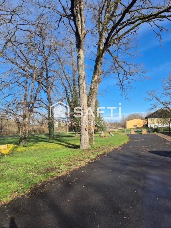 Local commercial - 404 m²