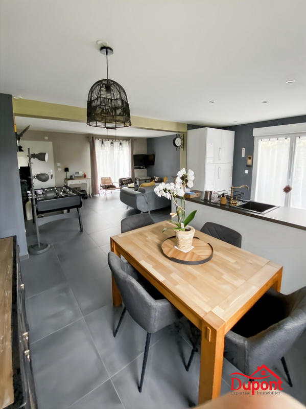 Maison - 97 m² - 4 pièces