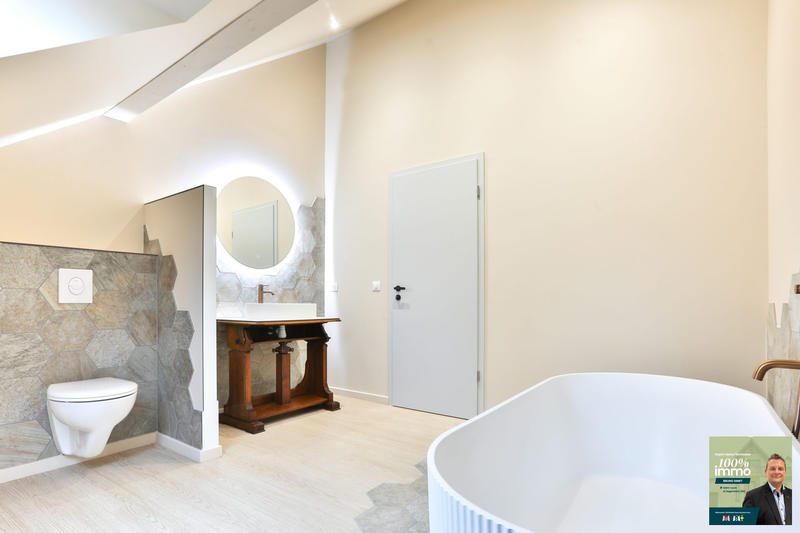 Maison - 179 m² - 6 pièces