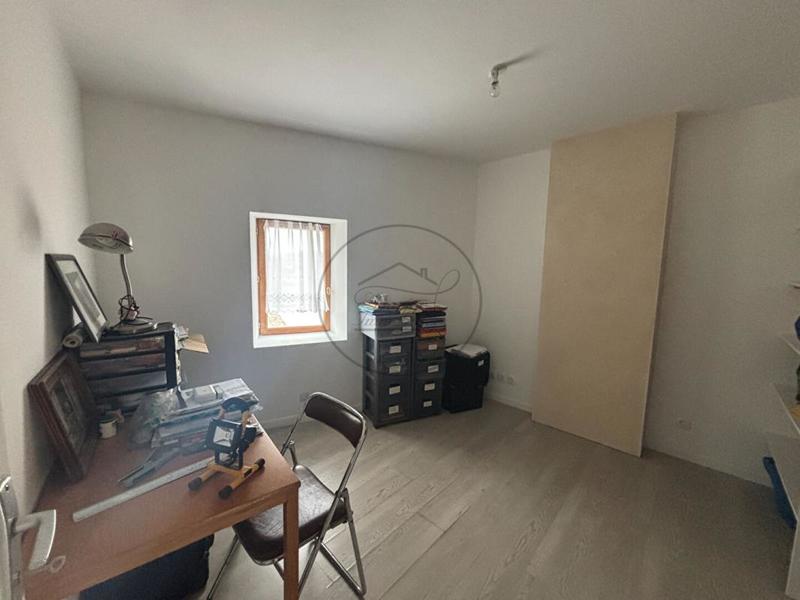 Maison de village - 84 m² - 4 pièces