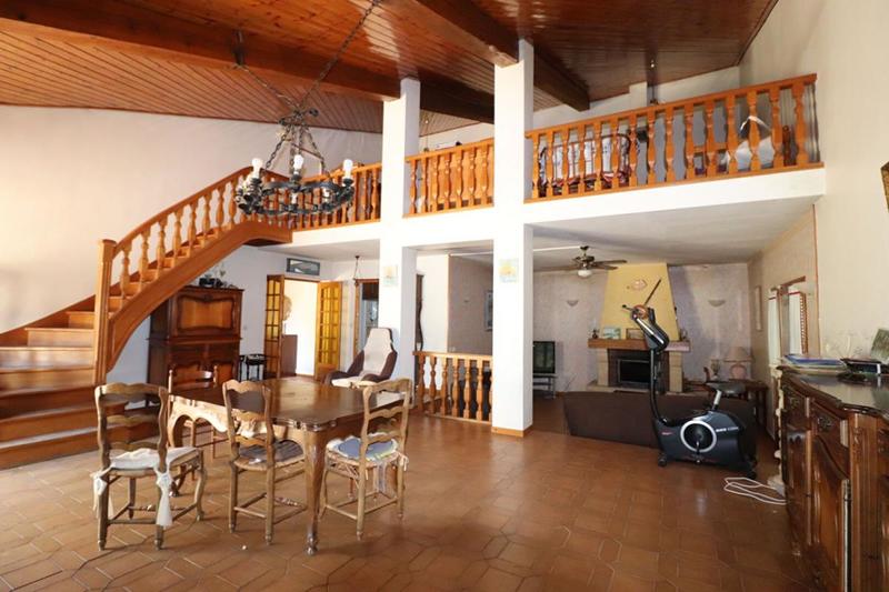 Villa - 175 m² - 5 pièces