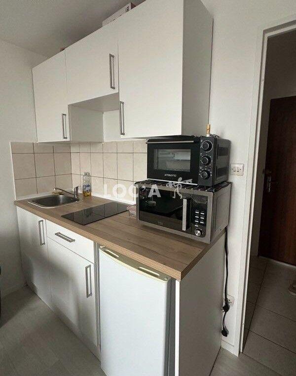 Studio - 15 m² - 1 pièce